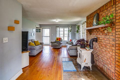 Tiny photo for 2352 Union Church Road, Thaxton, VA 24174 (MLS # 365211)