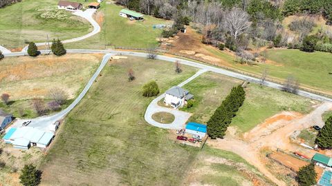 Tiny photo for 2352 Union Church Road, Thaxton, VA 24174 (MLS # 365211)