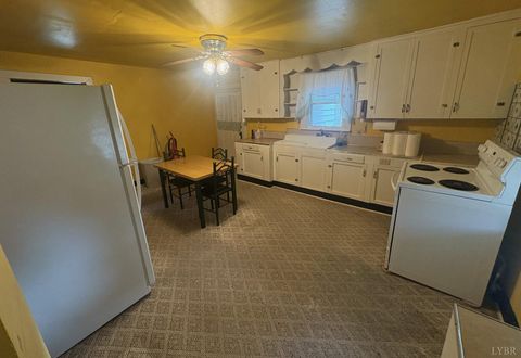 Tiny photo for 491 Main Street, Madison Heights, VA 24572 (MLS # 362141)
