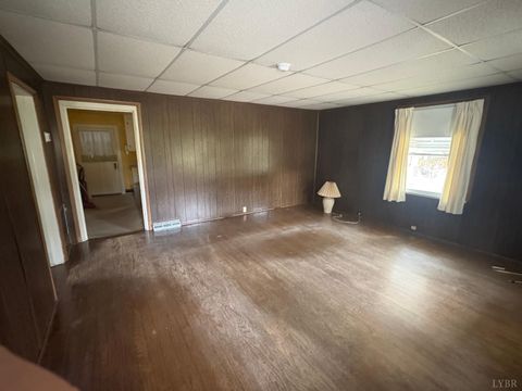 Tiny photo for 491 Main Street, Madison Heights, VA 24572 (MLS # 362141)