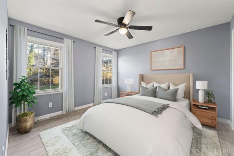 Tiny photo for 968 Mud Street, Concord, VA 24538 (MLS # 365114)