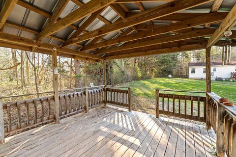 Tiny photo for 968 Mud Street, Concord, VA 24538 (MLS # 365114)