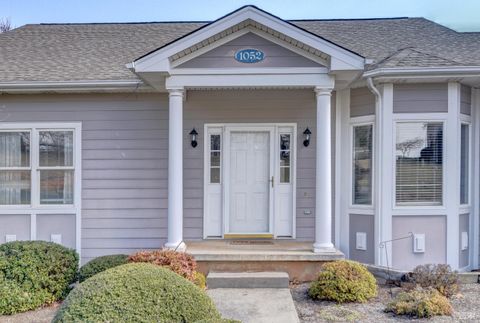 Tiny photo for 1052 8th Fairway Lane, Huddleston, VA 24104 (MLS # 364751)