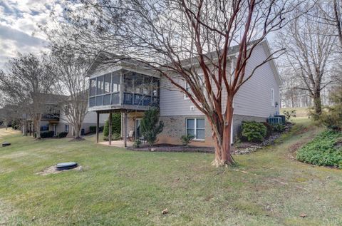 Tiny photo for 1052 8th Fairway Lane, Huddleston, VA 24104 (MLS # 364751)