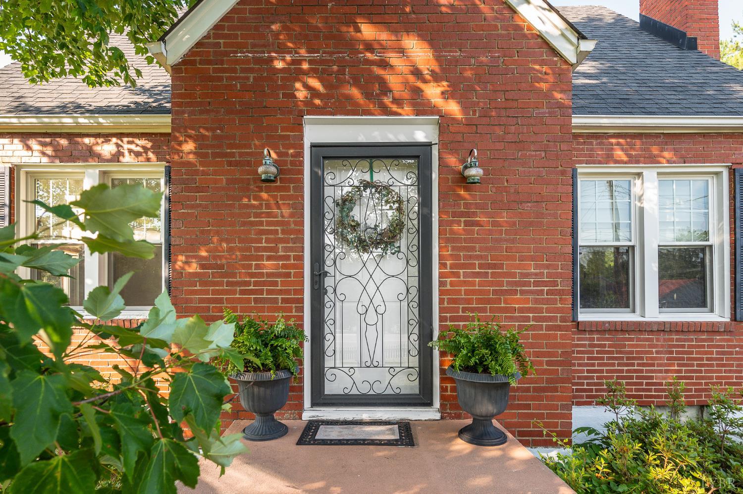 1210 Oakwood Street, Bedford, Virginia image 6