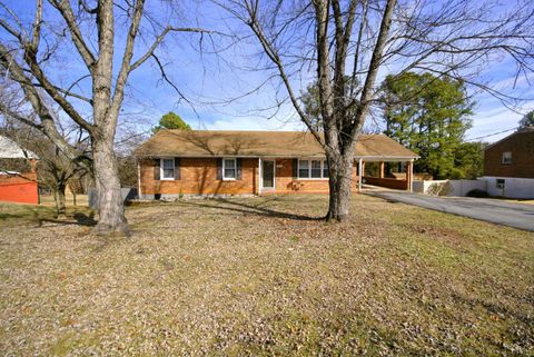 Tiny photo for 215 Deerwood Drive, Lynchburg, VA 24502 (MLS # 364474)