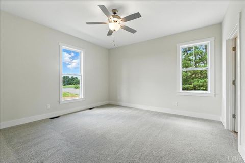 Tiny photo for 2140 Bent Creek Road, Concord, VA 24538 (MLS # 362186)