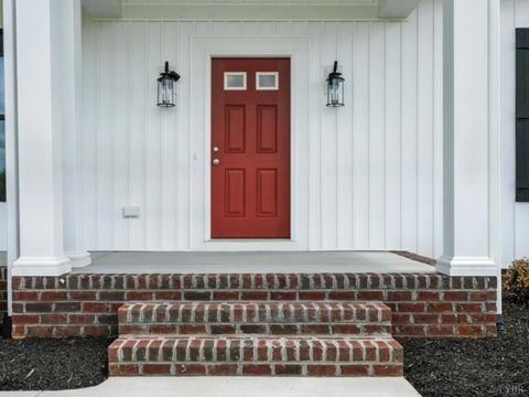 Tiny photo for 2140 Bent Creek Road, Concord, VA 24538 (MLS # 362186)