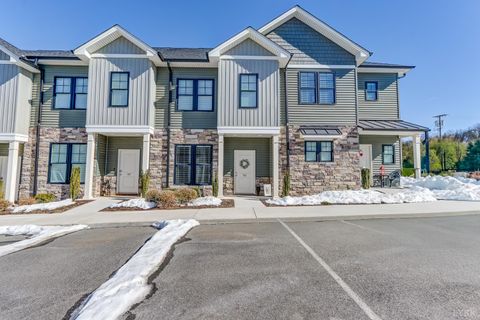 Tiny photo for 93 English Commons Drive, Lynchburg, VA 24501 (MLS # 364385)