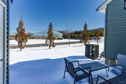 Tiny photo for 93 English Commons Drive, Lynchburg, VA 24501 (MLS # 364385)