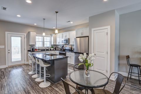 Tiny photo for 93 English Commons Drive, Lynchburg, VA 24501 (MLS # 364385)