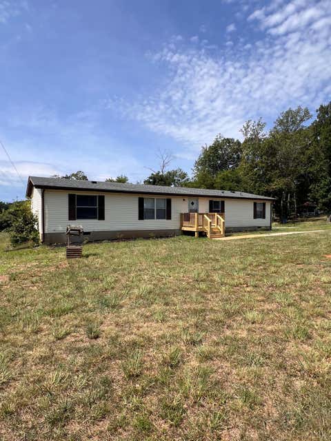 Homes For Sale - 142 Farmdale Dr Dr<br/> Madison Heights, VA 24572