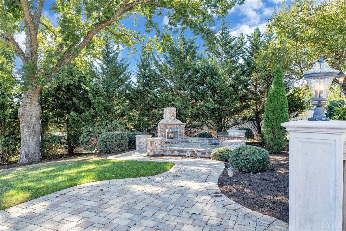 Bedford, Virginia 24523, United States, 5 Bedrooms Bedrooms, ,9 BathroomsBathrooms,Residential,Active,239568