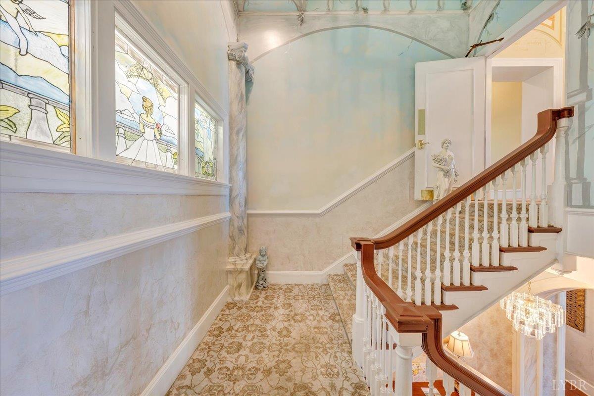 Bedford, Virginia 24523, United States, 5 Bedrooms Bedrooms, ,9 BathroomsBathrooms,Residential,Active,239568