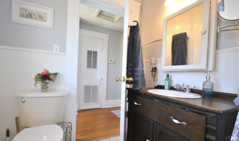 Tiny photo for 313 Yeardley Avenue, Lynchburg, VA 24501 (MLS # 366465)