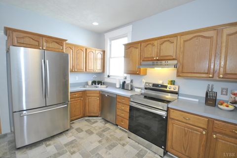 Tiny photo for 313 Yeardley Avenue, Lynchburg, VA 24501 (MLS # 366465)