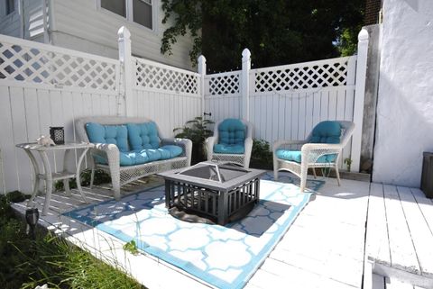 Tiny photo for 313 Yeardley Avenue, Lynchburg, VA 24501 (MLS # 366465)