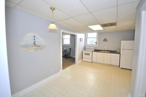 Tiny photo for 313 Yeardley Avenue, Lynchburg, VA 24501 (MLS # 366465)