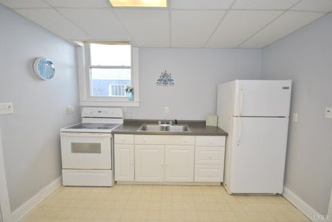 Tiny photo for 313 Yeardley Avenue, Lynchburg, VA 24501 (MLS # 366465)