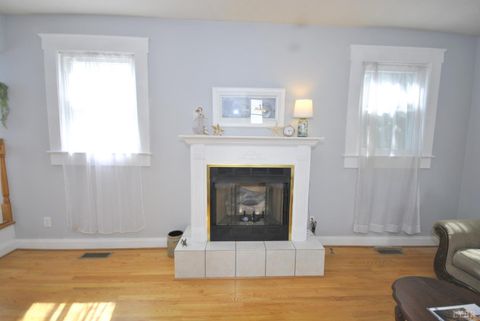 Tiny photo for 313 Yeardley Avenue, Lynchburg, VA 24501 (MLS # 366465)