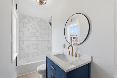 Tiny photo for 407 Wadsworth Street, Lynchburg, VA 24501 (MLS # 365071)