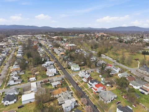 Tiny photo for 407 Wadsworth Street, Lynchburg, VA 24501 (MLS # 365071)