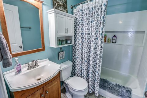 Tiny photo for 2487 Cifax Road, Goode, VA 24556 (MLS # 363550)