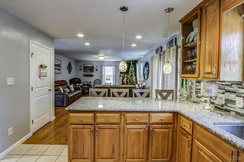 Tiny photo for 2487 Cifax Road, Goode, VA 24556 (MLS # 363550)