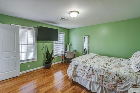 Tiny photo for 2487 Cifax Road, Goode, VA 24556 (MLS # 363550)