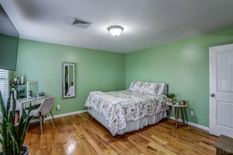 Tiny photo for 2487 Cifax Road, Goode, VA 24556 (MLS # 363550)