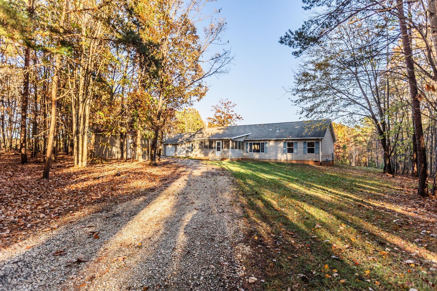 268 Lemon Ridge Lane, Appomattox, Virginia image 2