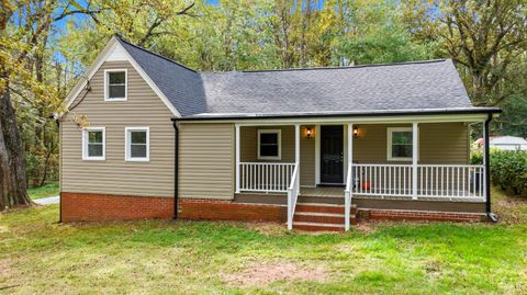 Photo of 288 Moses Mill Rd, Chatham, VA 24531 (MLS # 362156)