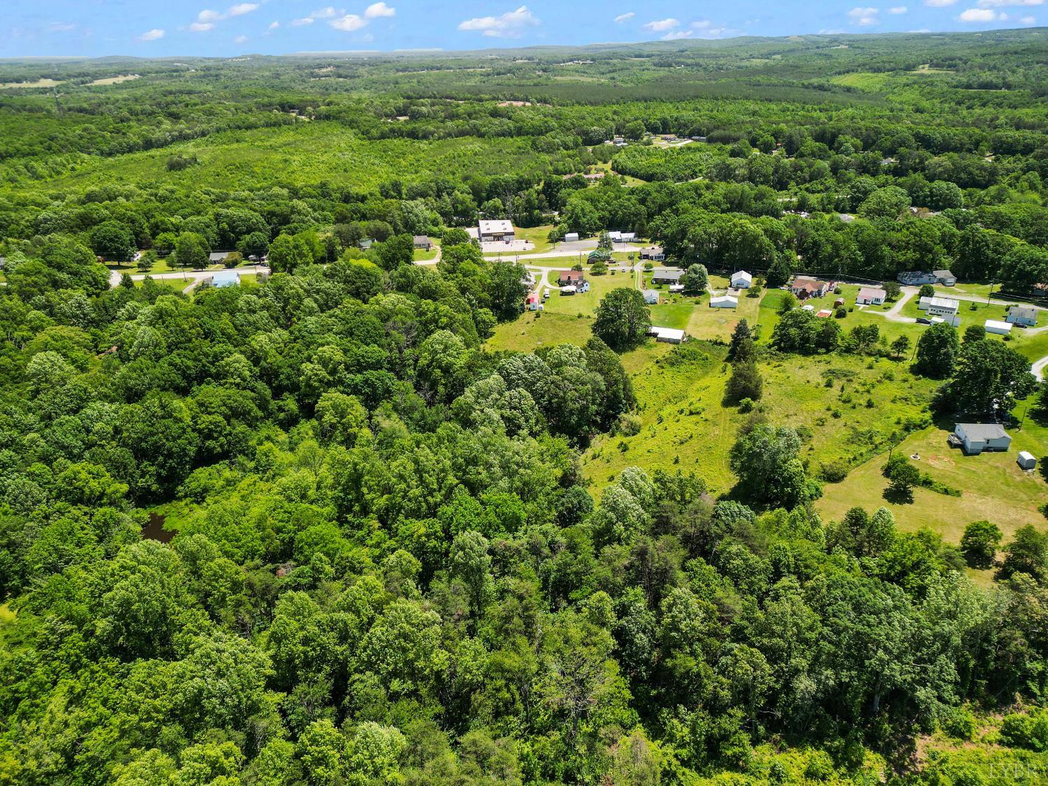 200 Jasper Wood Road, Hurt, Virginia image 32