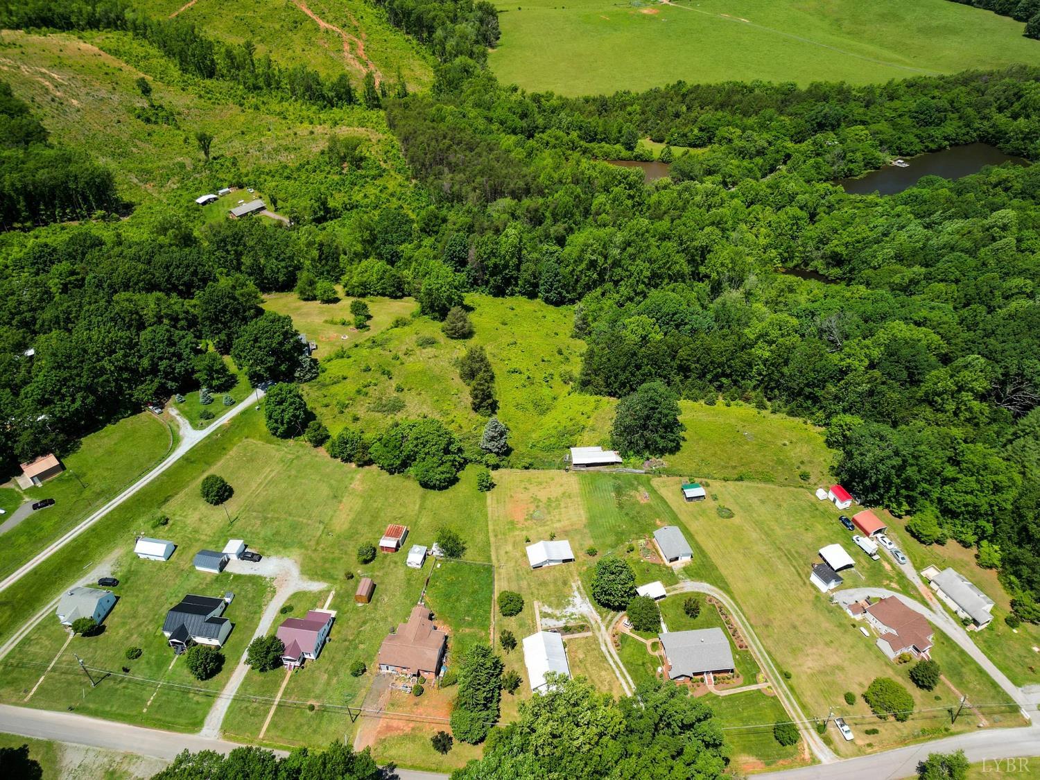 200 Jasper Wood Road, Hurt, Virginia image 24