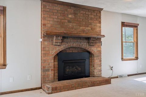 Tiny photo for 431 Langdon Road, Evington, VA 24551 (MLS # 366776)