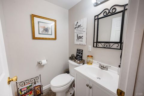 Tiny photo for 194 Melwood Dr, Madison Heights, VA 24572 (MLS # 365948)