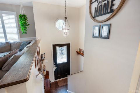 Tiny photo for 194 Melwood Dr, Madison Heights, VA 24572 (MLS # 365948)