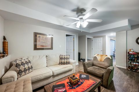 Tiny photo for 194 Melwood Dr, Madison Heights, VA 24572 (MLS # 365948)