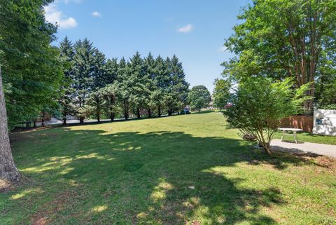 Tiny photo for 1224 High Grove Lane, Forest, VA 24551 (MLS # 366589)