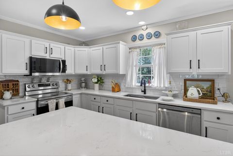 Tiny photo for 1224 High Grove Lane, Forest, VA 24551 (MLS # 366589)