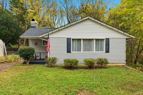 Tiny photo for 4532 Fairmont Avenue, Lynchburg, VA 24502 (MLS # 362866)