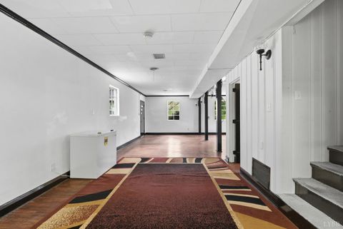 Tiny photo for 4532 Fairmont Avenue, Lynchburg, VA 24502 (MLS # 362866)