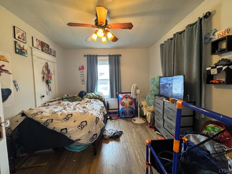 Tiny photo for 862 Oakville Road Rd, Appomattox, VA 24522 (MLS # 364624)