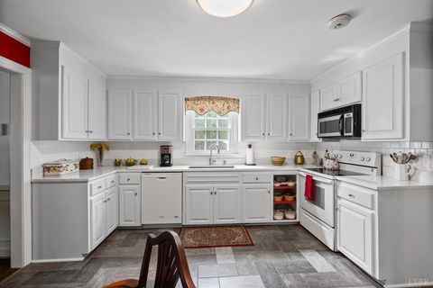 Tiny photo for 1765 Winesap Rd, Madison Heights, VA 24572 (MLS # 363983)