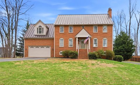 Tiny photo for 215 London Downs Dr, Forest, VA 24551 (MLS # 364741)