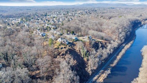 Tiny photo for 3 Riverview Place, Lynchburg, VA 24503 (MLS # 363999)