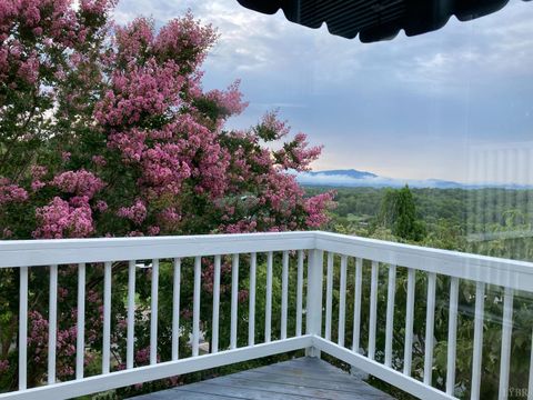 Tiny photo for 3 Riverview Place, Lynchburg, VA 24503 (MLS # 363999)