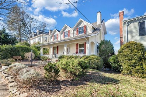 Tiny photo for 3 Riverview Place, Lynchburg, VA 24503 (MLS # 363999)