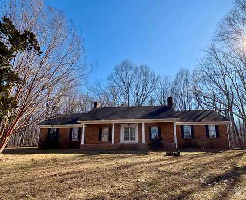 Tiny photo for 218 Maple Drive, Madison Heights, VA 24572 (MLS # 364739)