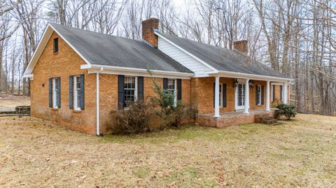 Tiny photo for 218 Maple Drive, Madison Heights, VA 24572 (MLS # 364739)